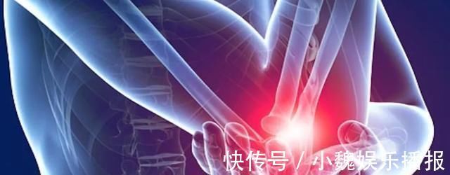 双杆臂屈伸|比夹胸强十倍的健身动作，打造最强胸中缝和外沿胸肌