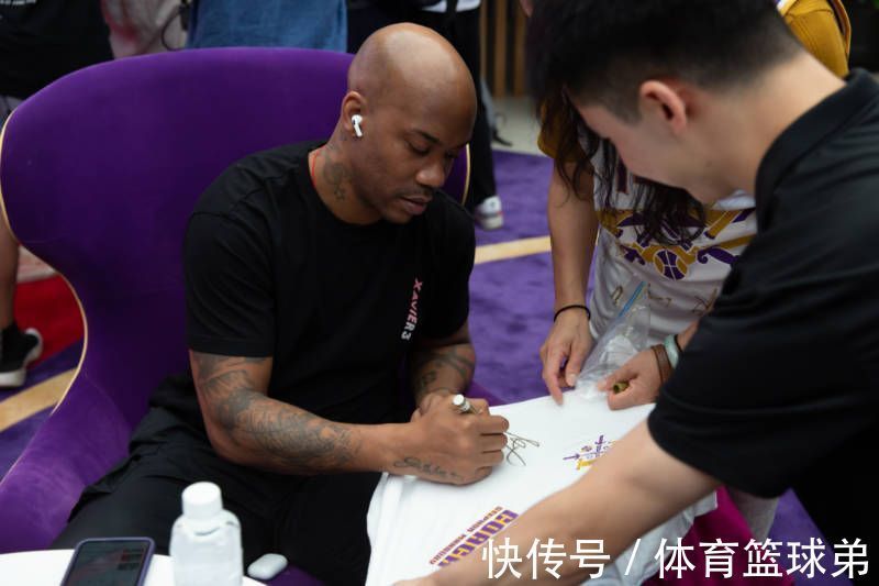 马布里|马布里点明赢球的原因:控制失误与提升防守,北控的节奏回来了!