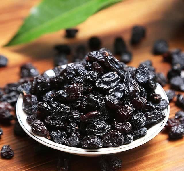 桂圆|气血不足老得快，多吃6种食物，助你脸色红润，皱纹悄悄不见了