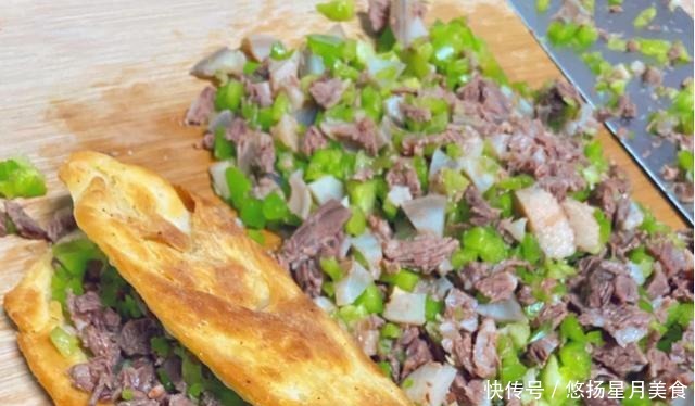 在家做香酥驴肉火烧,口感酥软适中,被其卤香味折服