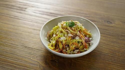 凤梨红咖喱|老公儿子最近就迷这三菜一汤,三天两头要吃,晚餐没2碗饭打不住