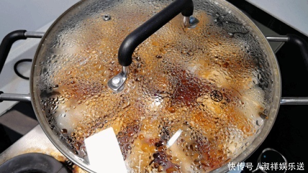 新手|焖锅外面吃一次要300,在家自己做100块就搞定,厨房新手也能做好