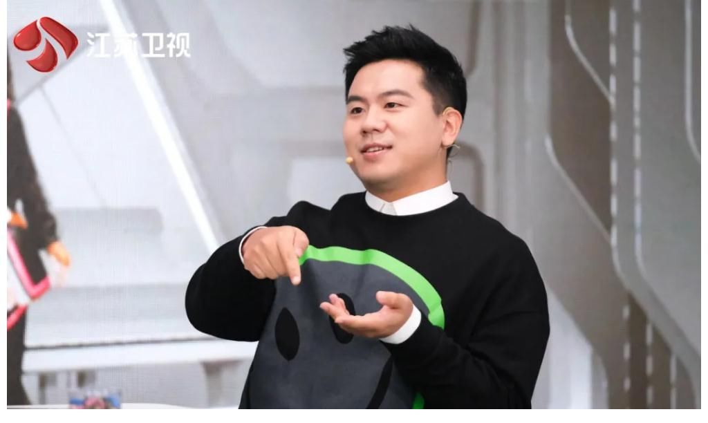 请回答《2060》:来自平行时空「星环城」的虚拟形象何以叫人破防