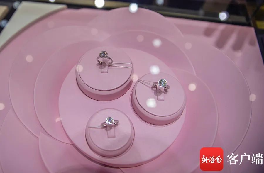 一颗宝石，265刻面，创吉尼斯世界纪录！