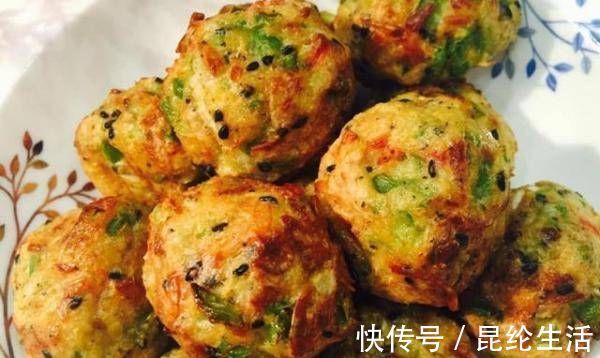 炸萝卜丸子,不要只用面粉和胡萝卜再加上这种,丸子就更香了