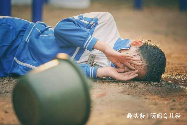 老两口|父母有以下3种特征,老了多半不被子女孝顺,孤独终老也是自找的