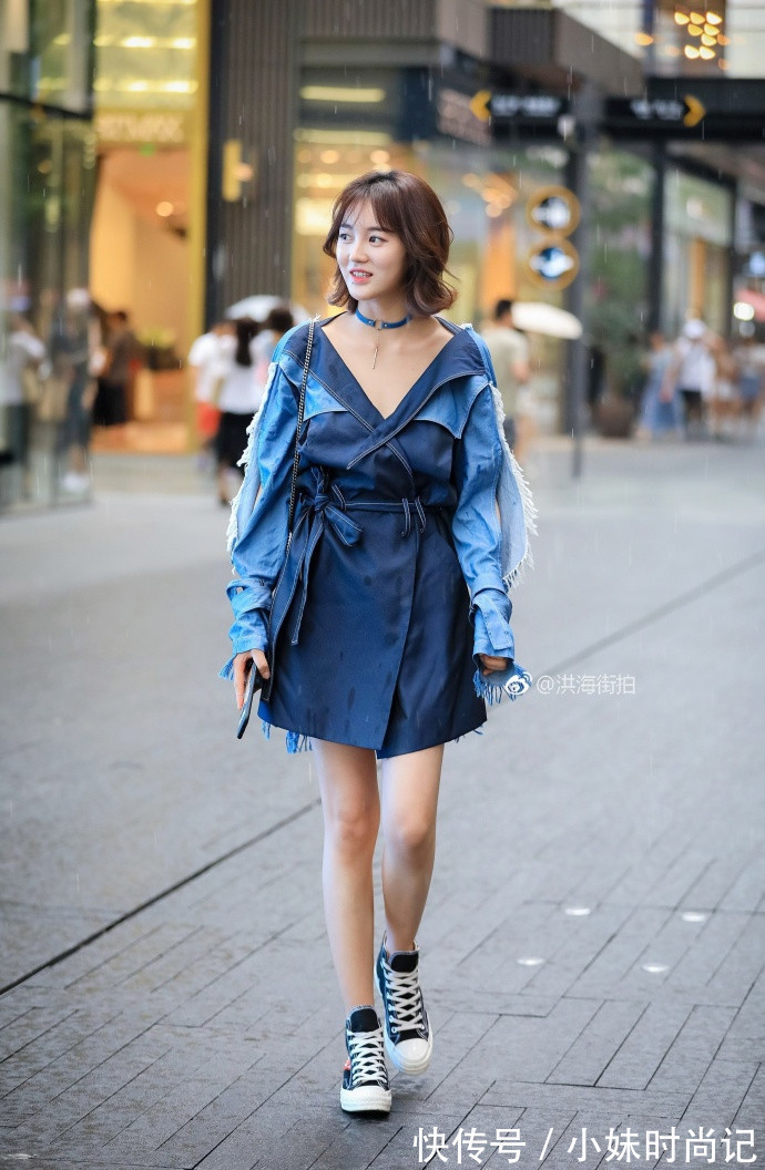 街拍|成都街拍,几套小清新穿搭,让你在骄阳下依旧光彩照人