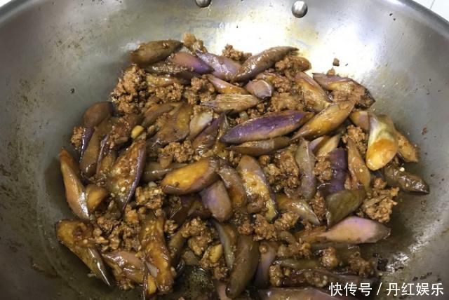 炒茄子,吸油多还不入味错在这一步,教你大厨做法,清爽不油腻