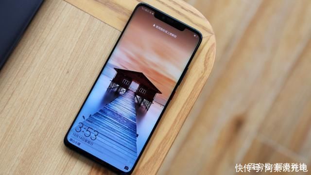 小米|在华为手机和小米之间选择，你会选择哪一个?选错让你后悔