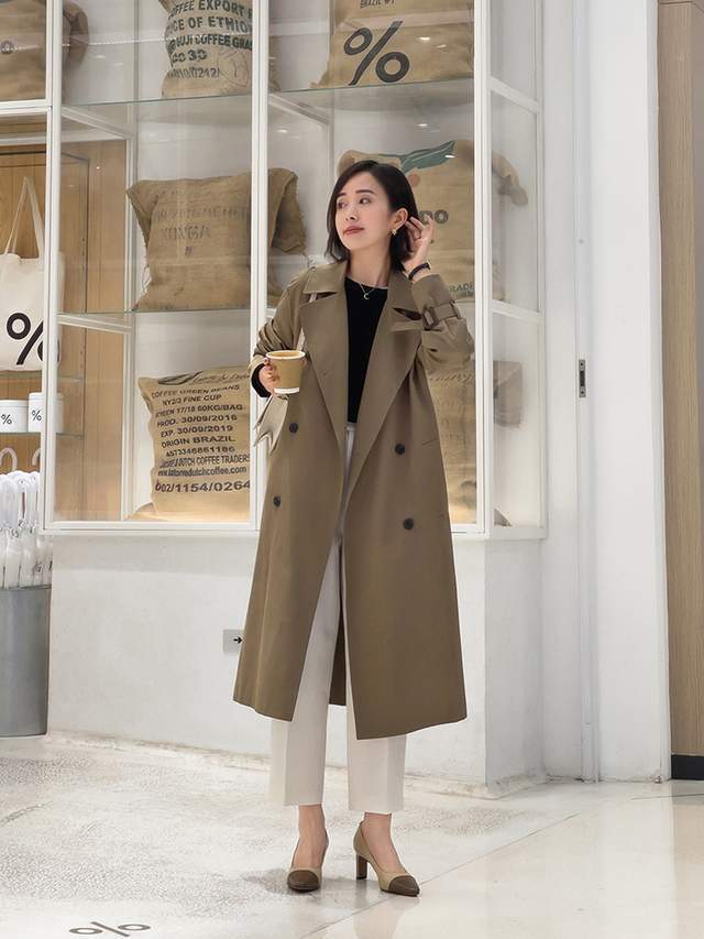 针织衫|30岁~45岁的女性秋季穿搭分享,针织衫配直筒九分裤,显瘦又减龄