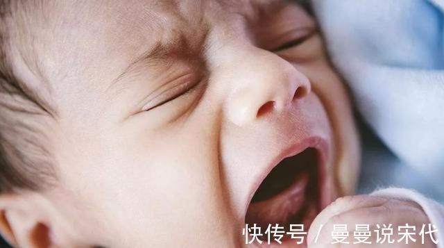 正确做法|哄宝宝睡觉的五大“陋习”，容易伤到娃大脑，新手父母需注意