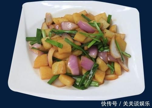 洋葱|一道非常美味的保健菜肴,尤为适合中老年人朋友,降三高、抗衰老
