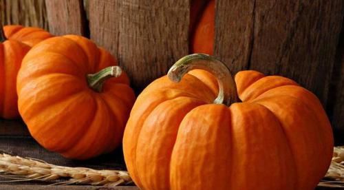 不要再拿南瓜煮粥了，做成这种食物，好看又好吃，孩子特别喜欢吃