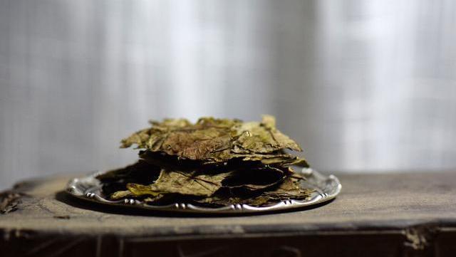 为什么银针很少用来压饼,而用寿眉压饼很普遍看完涨知识