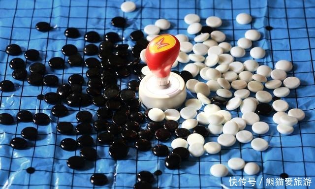 确有其人|雪中悍刀行翻书人写书人确有其人,黄龙士真是穿越之人