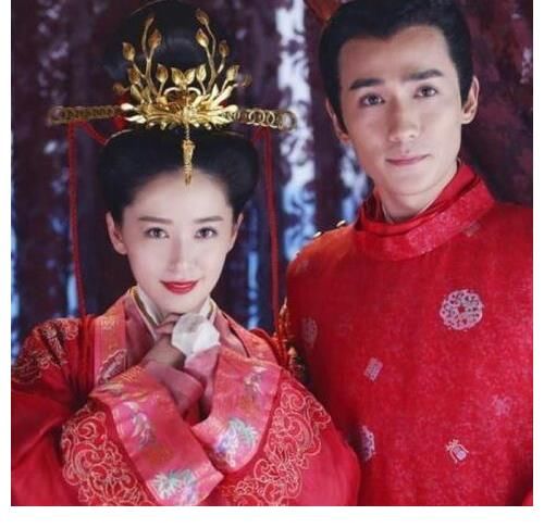 李某迪被拘后，综艺全员加速中因为他被下架