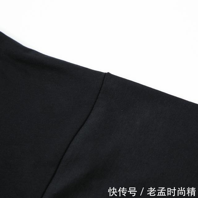 雪纺连衣裙|六月就这么穿,裙子是很好的陪衬单品