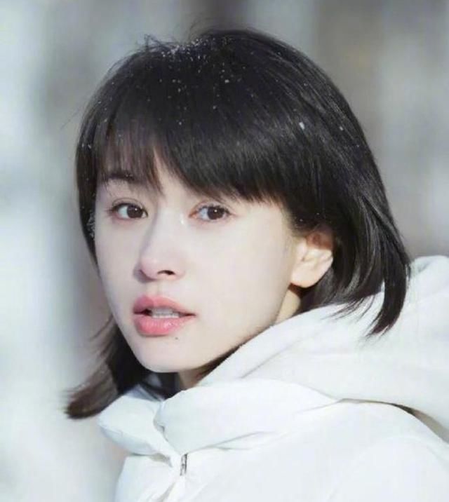 五官|女生的脸上有这三个“特征”,千万不要留黑长直,剪短发才上档次