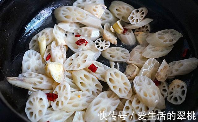 藕丝菜|天热出汗多，有钱没钱多给家人吃这菜，爽脆下饭又解暑，顺利度夏