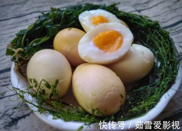 生鸡蛋|早上吃鸡蛋，全家都“完蛋”，这些吃鸡蛋的禁忌，希望你一条不犯