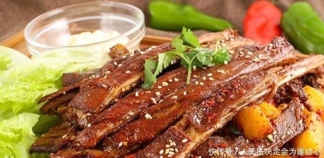 《老农民》牛大胆摆阔，客人点一桌子羊肉餐，大胆瞬间脸都绿了