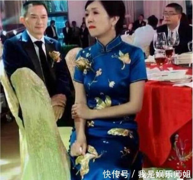 丈母娘|“超年轻丈母娘”走红,在婚宴上哭得梨花带雨,网友直言羡慕了