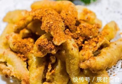 炸酥肉时,别直接用面粉了!教你正确方法,外酥里嫩,吃着香