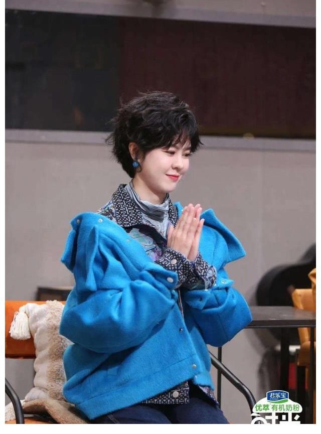 從最佳女歌手到時(shí)光莊主，再到央視音綜導(dǎo)師，這一年郁可唯開了掛