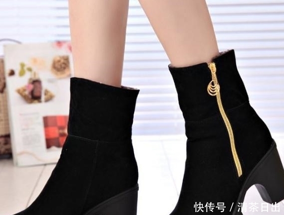 高跟女靴韩版百色显|又冷又土的单鞋别穿了,今年这种暖暖鞋火了,时髦保暖不累脚