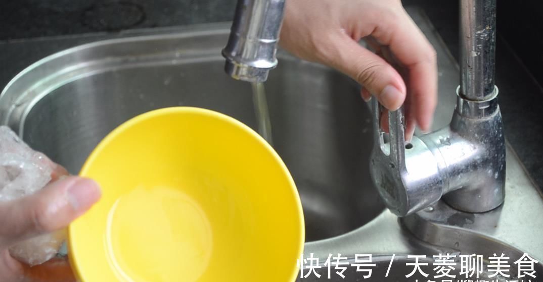 快递箱里的气泡垫别扔了, 没想到还有这么多妙用, 看完赶紧去试试