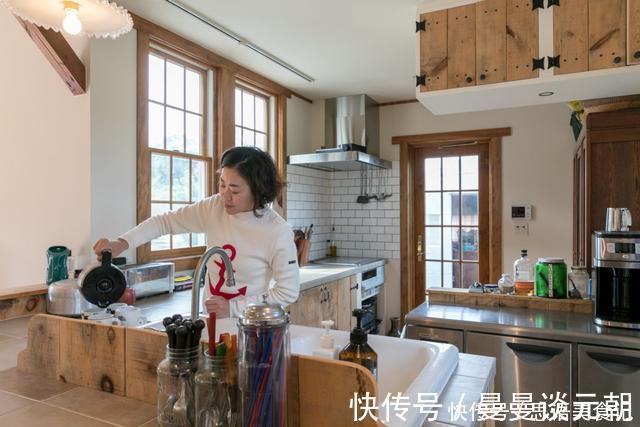 干净|70后夫妻的朴素生活:自律18年从不断舍离,家中照样干干净净