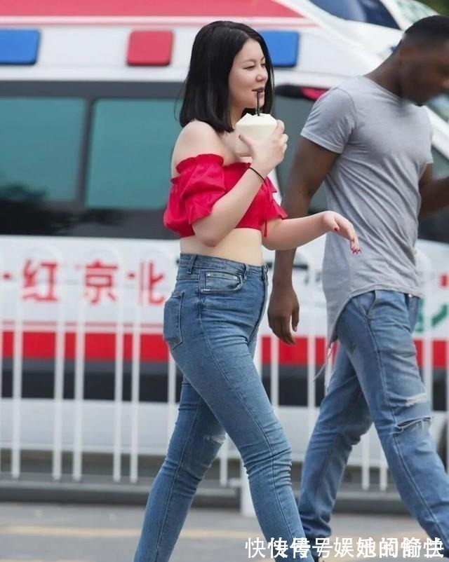 韩系 打底裤的布料柔软透气,穿着它去见喜欢的人吧,艳压完胜!