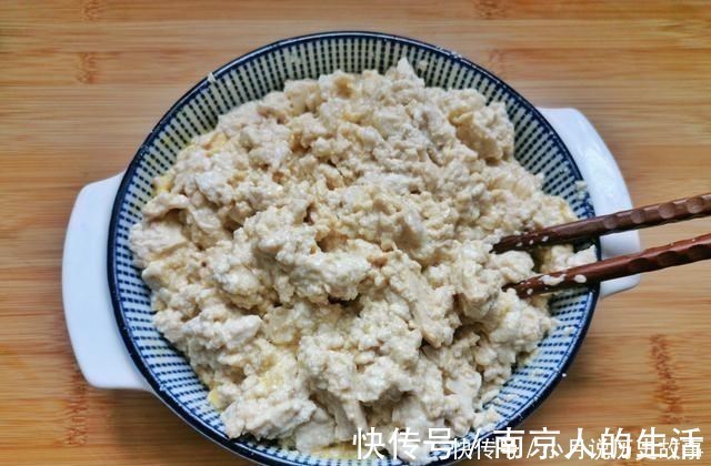 肉馅儿|豆腐别知道炖，用来拌馅儿包饺子，比肉馅儿还受欢迎，关键是省钱