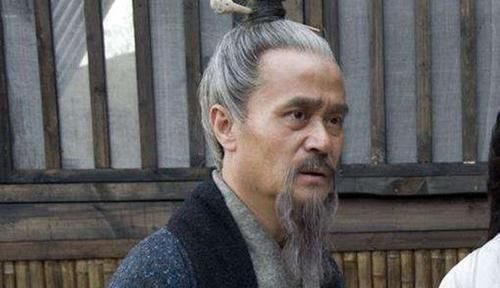 投敌|夷陵之战中刘备的重大损失：庞统的弟弟叛变，318名官吏投敌