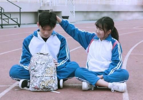 学校|初中生“发型标准”公布,男生接近“光头”,女生不想面对