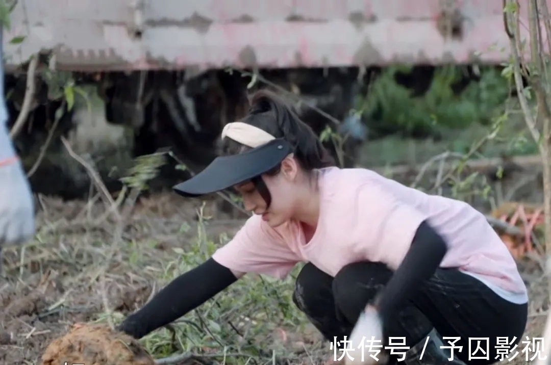 嘉宾|《向往的生活》最新一期嘉宾真惨,干最多的活,镜头却很少