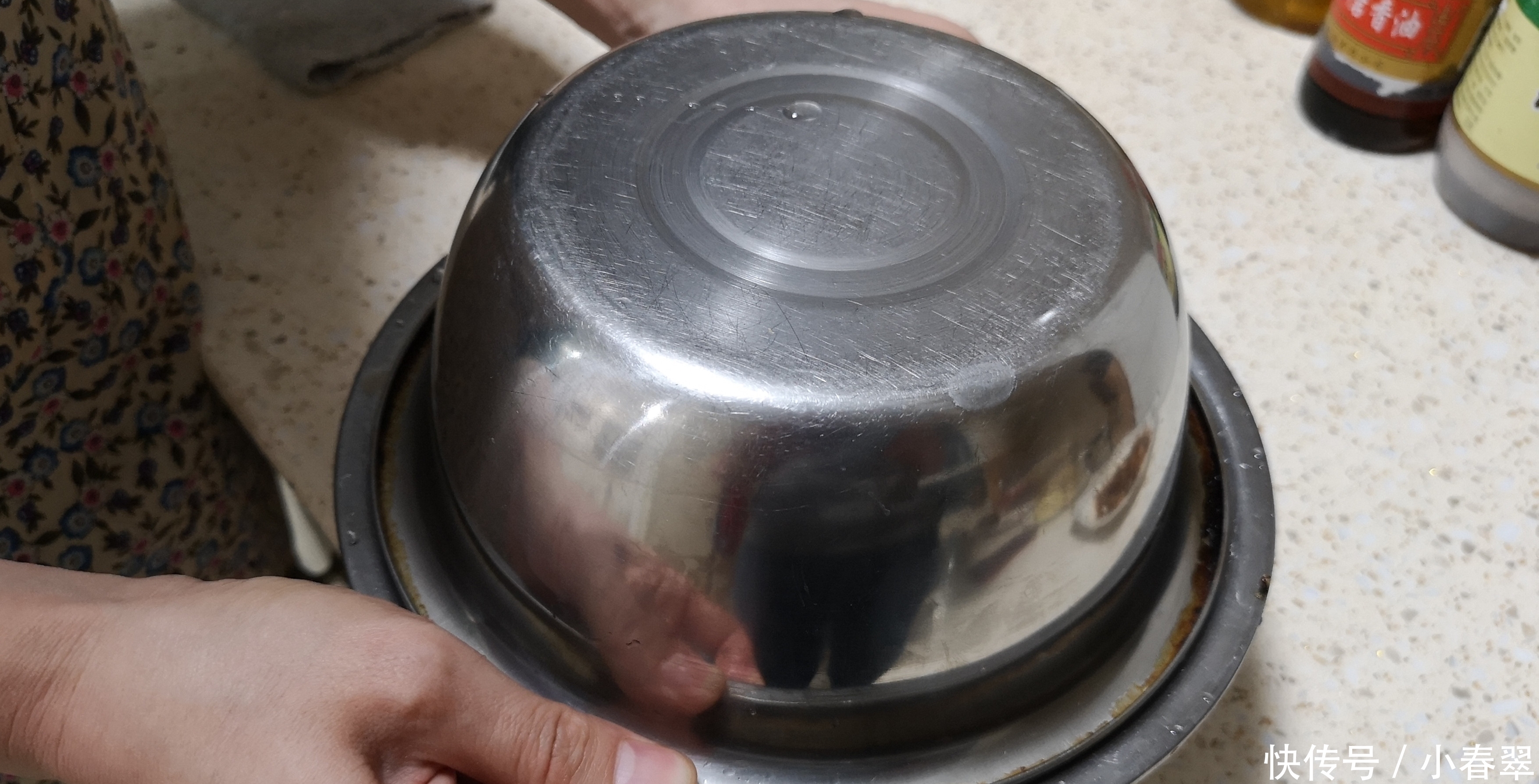 鲜嫩|花甲焯水惹争议,炒前多加一个步骤,花蛤鲜嫩无沙,味道更鲜美