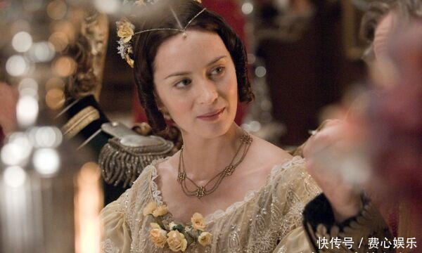 废子|罗马帝国三个女皇：一个废子夺位，一个杀侄夺位，一个皇位捡来的