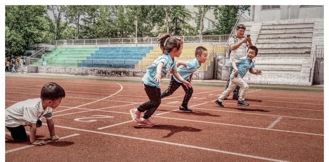 身高|4岁前是孩子身高的分水岭,3大秘籍帮助孩子身高发育快人一步