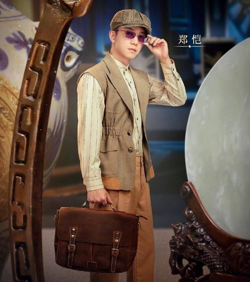 《奔跑吧9》邓紫棋是跑男气氛担当，白鹿、张含韵造型甜美，郑恺最像探险家