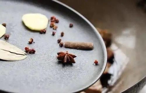  美味|番茄酱香烧肉，喷香美味超级开胃！