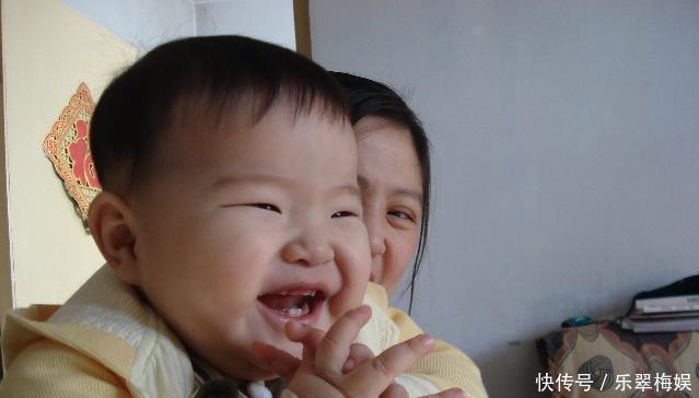 油盐酱醋|宝宝多大能吃“大人饭”医生这个年龄前别乱喂，影响脾胃健康