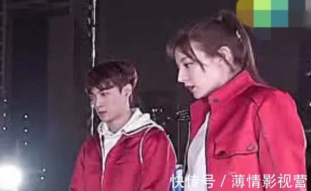 张艺兴|罗志祥不慎摔倒，只有1人蹲下扶他，谁注意到一旁张艺兴的表情？