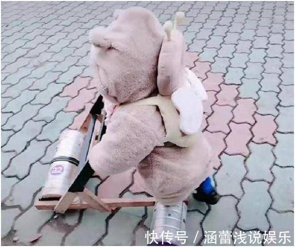 小宝宝|巧手爸爸为宝宝打造“超豪华”学步车,妈妈心疼:四个轮子1000