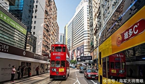 越南游客来到中国旅游，被中国的城市风貌所震撼！