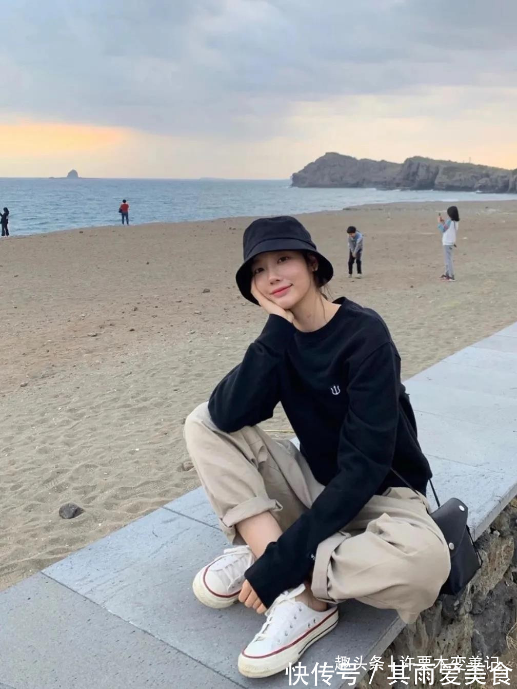 搭配 别再穿马丁靴了,今秋最火的是这“4双”鞋,舒适时尚还显高