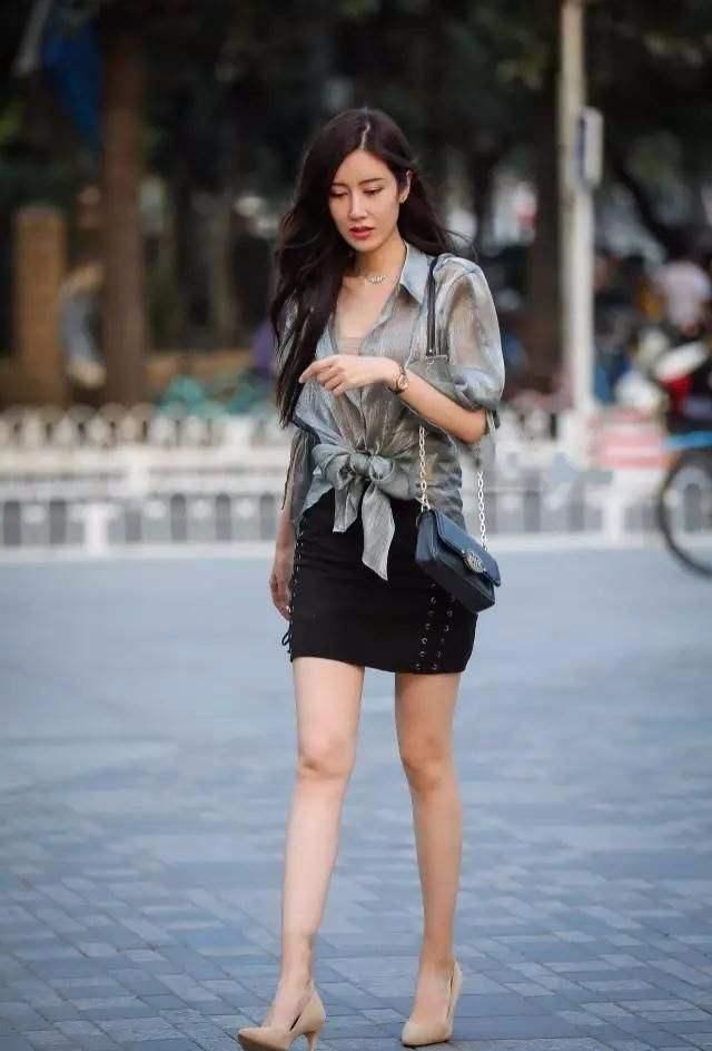 女人味|衬衫搭配半身裙比连衣裙知性、比长裤有女人味,知性窈窕特迷人