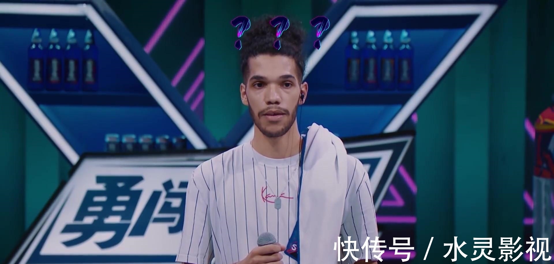 b張藝興王一博《街舞》搶人說辭好逗，卻把老外整懵，戴兔耳朵跳舞畫風可愛