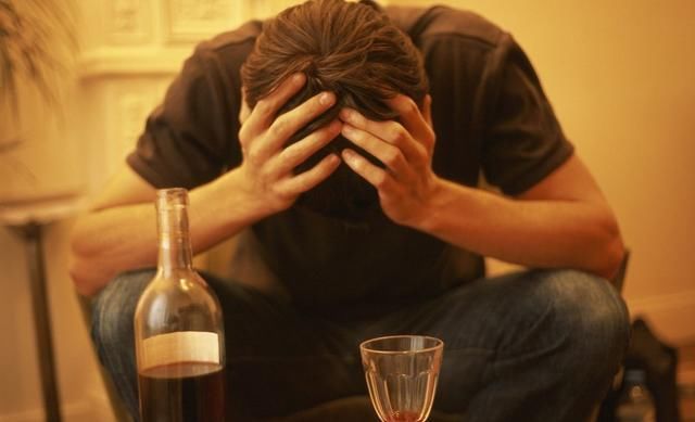 湿气|中伏后,谨记饭后“3不宜”,睡前“3不要”,防湿气少生病