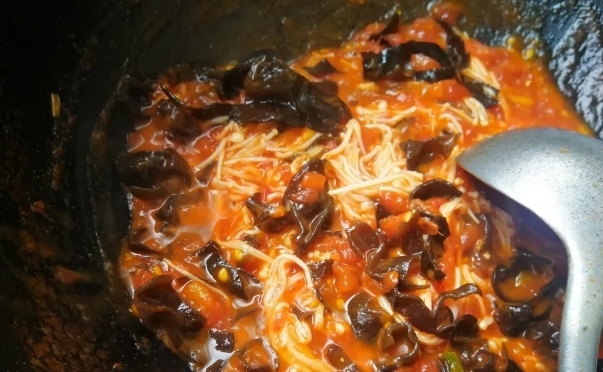 夏天,女人多给自己喝这“汤”,成本5元,一周坚持喝四回,鲜香